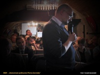 P. Zaremba komentuje - f-012